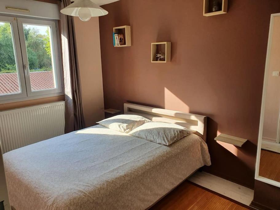 Ecully, Appartement Au Calme De 50M². Eksteriør billede